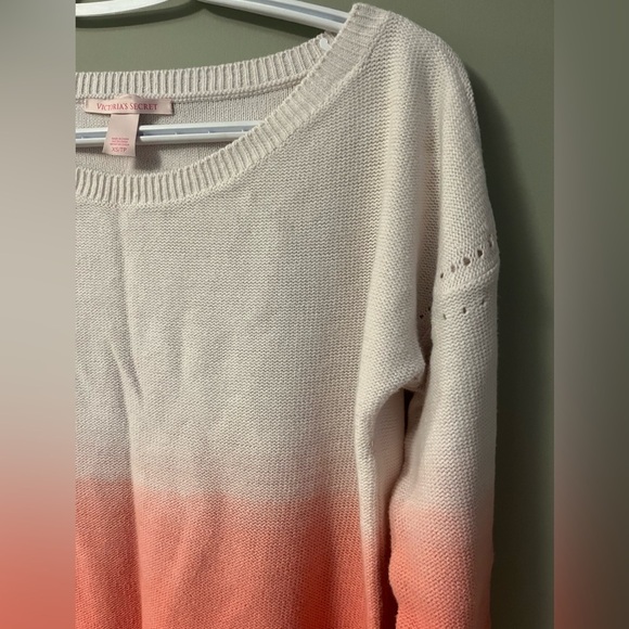 NWOT Victoria’s Secret dip-dye ombré sweater size XS - Picture 7 of 16